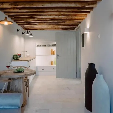 Domino Syros By Sv Ermupoli