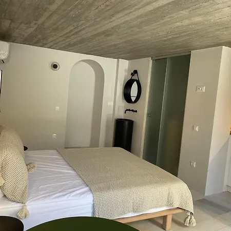 Domino Apartman Ermúpoli